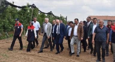 TBMM Zirai Don Olayını Araştırma Komisyonu üyeleri, Karaman'da elma bahçelerini inceledi