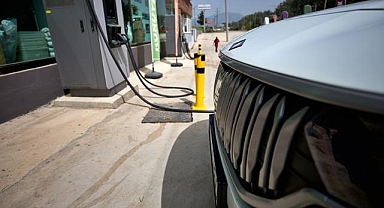 Türkiye'de satılan her 10 otomobilden 4'ü elektrikli ya da hibrit