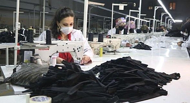 Ücretli çalışan sayısı nisanda yıllık bazda yüzde 2,4 artarak 15,7 milyon oldu