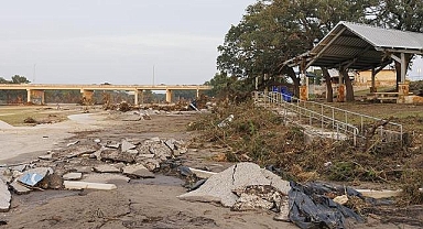 ABD'nin Texas eyaletindeki sel felaketinde hayatını kaybedenlerin sayısı 82'ye yükseldi