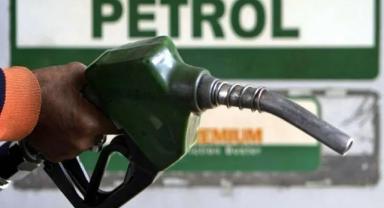 ABD petrol fiyatı tahminini yukarı yönlü revize etti