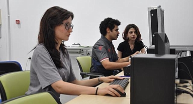 Anadolu Üniversitesi İletişim Bilimleri Fakültesi 