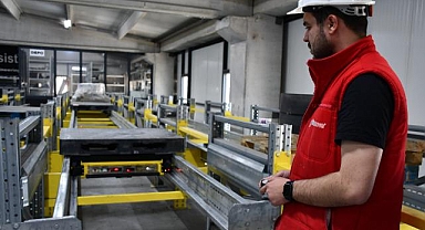 Bilecik'te üretilen yapay zeka kontrollü raflar 85 ülkeye ihraç ediliyor