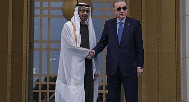 Cumhurbaşkanı Erdoğan, BAE Devlet Başkanı Al Nahyan'ı resmi törenle karşıladı