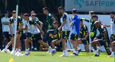 Fenerbahçe, sezonun ilk antrenmanını gerçekleştirdi