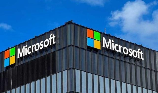 Microsoft, piyasa değeri 4 trilyon dolara ulaşan ikinci şirket oldu