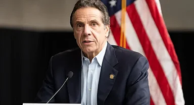 New York belediye başkanlığı ön seçimini kaybeden Cuomo, yarışı bağımsız aday olarak sürdürecek