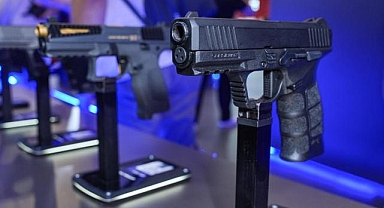 Sarsılmaz, IDEF 2025'te 84 bin 800 yerli tabanca teslimatı için sözleşme imzaladı