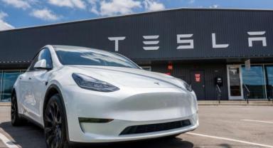Tesla'nın otomobil teslimatları ikinci çeyrekte yüzde 13,5 azaldı
