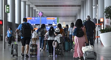 Yılın ilk yarısında hava yoluyla 108,8 milyon yolcu seyahat etti