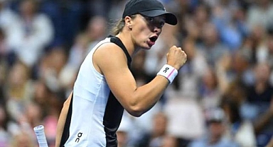 ABD Açık'ta Swiatek tur atladı, Zverev elendi