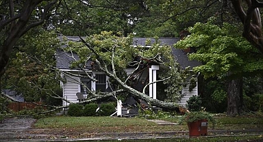 ABD'nin North Carolina eyaleti, yaklaşan Erin Kasırgası nedeniyle acil durum ilan etti