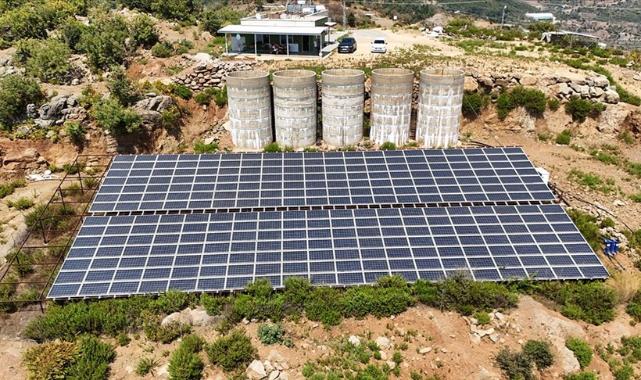 Antalya'da tropikal meyve bahçelerine kurulan GES enerji maliyetlerini düşürdü