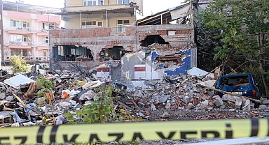 Balıkesir'de 6,1 büyüklüğündeki depremin ardından 879 artçı sarsıntı kaydedildi