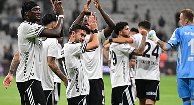 Beşiktaş lige galibiyetle başladı