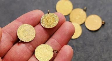 Çeyrek altın 7 bin 354 liradan, cumhuriyet altını 29 bin 670 liradan satılıyor