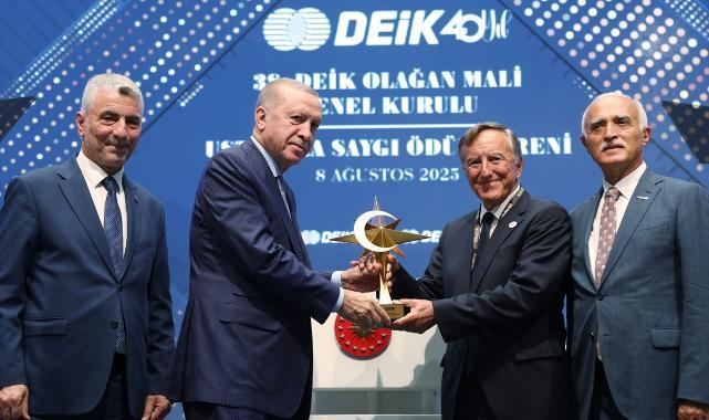 DEİK 38. Olağan Mali Genel Kurulu, 40. Yıl Gala Yemeği ve Ustalara Saygı Ödül Töreni yapıldı
