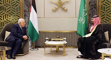 Filistin Devlet Başkanı Abbas ile Suudi Arabistan Veliaht Prensi Bin Selman