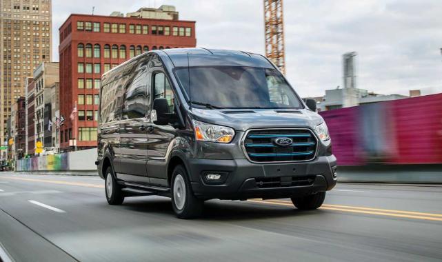 Ford Transit 60 yaşına girdi