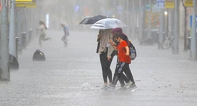 Giresun'un doğusu için gök gürültülü sağanak uyarısı