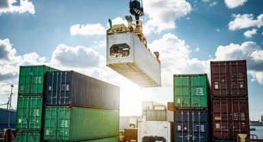 Hizmet ihracatı kapsamında vergi, resim ve harç istisnasından yararlanılmasına ilişkin esaslar düzenlendi