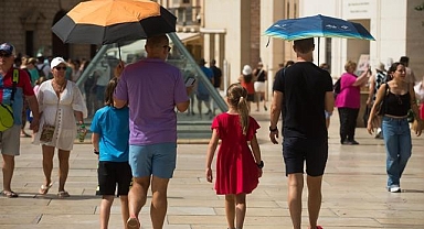 İspanya'da 2 bin 405 kişi aşırı sıcaklardan hayatını kaybetti