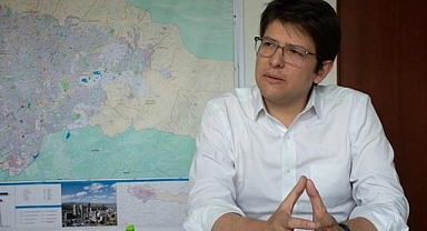 Kolombiya'da silahlı saldırıda hayatını kaybeden Senatör Uribe, son yolculuğuna uğurlandı