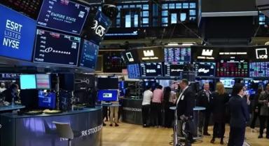 New York borsası Fed tutanakları öncesi karışık seyirle açıldı