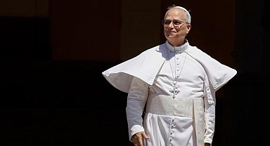 Papa, Azerbaycan ile Ermenistan'ın imzaladığı barış deklarasyonundan memnun
