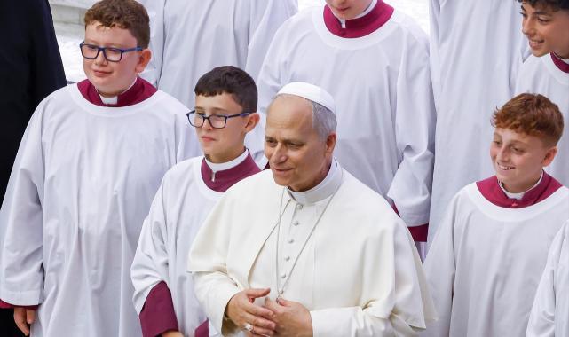 Papa, Gazzelilerin toplu cezalandırılmasına son verilmesi çağrısı yaptı