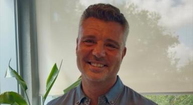 Sadettin Saran, Fenerbahçe başkan adaylığı için gerekli 500 imzayı teslim etti