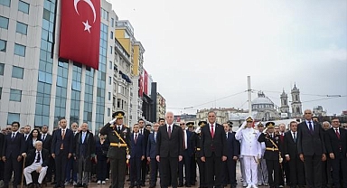 Taksim'de 30 Ağustos Zafer Bayramı töreni düzenlendi