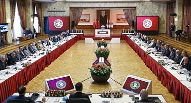 TBMM Başkanlığı, Milli Dayanışma, Kardeşlik ve Demokrasi Komisyonu için AK Parti, CHP ve DEM Parti'den birer üye daha istedi