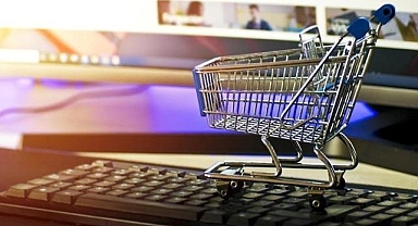 Yılın ilk yarısında e-ticaret hacmi 2 trilyon lirayı aştı