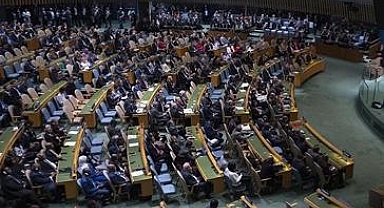 Almanya, İsrail ile Filistin arasında kalıcı barış için iki devletli çözümden yana olduğunu yineledi