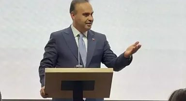 Bakan Kacır, Global Turks Vakfının açılış etkinliğinde konuştu: