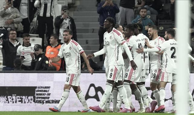 Beşiktaş 3 puanı 3 golle aldı