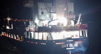 Çanakkale Boğazı'nda arızalanan gemi güvenli bölgeye demirletildi