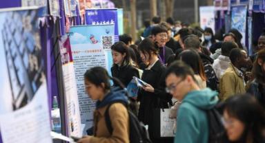 Çin'de genç işsizlik oranı ağustosta yüzde 18,9 oldu