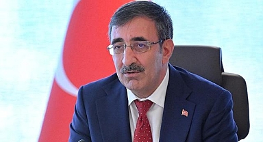 Cumhurbaşkanı Yardımcısı Yılmaz, OVP açıklamasının ardından soruları yanıtladı:
