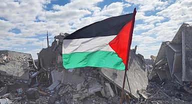 Emmy ödülü kazanan Yahudi aktrist Einbinder'den 