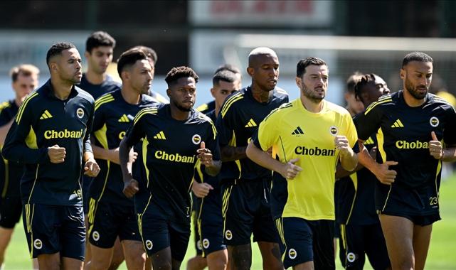 Fenerbahçe'nin Dinamo Zagreb maçı kamp kadrosu açıklandı