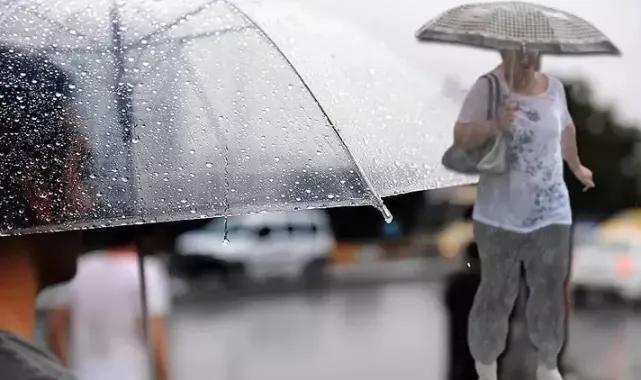 Hafta sonu itibarıyla sıcaklıkların kademeli olarak düşeceği belirtildi.