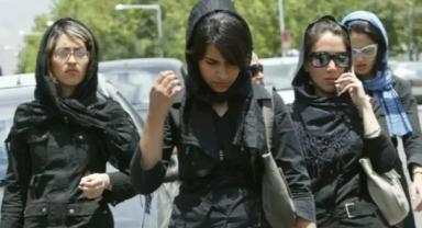 İran'da 45 yaş altı yaklaşık 17 milyon kişi henüz hiç evlenmedi