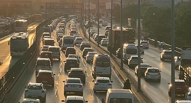 İstanbul'da trafik yoğunluğu yüzde 72'ye çıktı