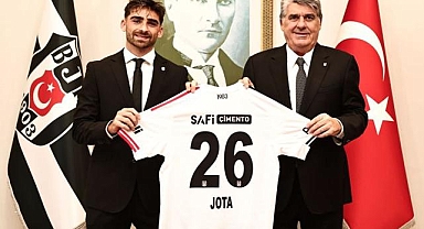 Jota Silva, Beşiktaş'ın 194. yabancı futbolcusu oldu