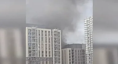 Kadıköy'de inşaat halindeki 12 katlı binada çıkan yangın söndürüldü