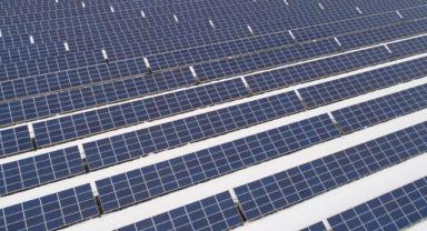 Küresel güneş enerjisi kurulumları yılın ilk yarısında yüzde 64 arttı