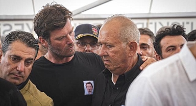 Marmara Denizi'nde teknesi parçalanan Halit Yukay'ın cenazesi toprağa verildi