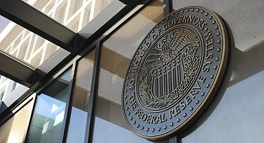 New York Fed'in çalışması yapay zekanın kullanımı artarken işten çıkarmanın az olduğunu gösterdi